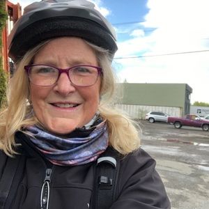 Meet your Posher, Denise